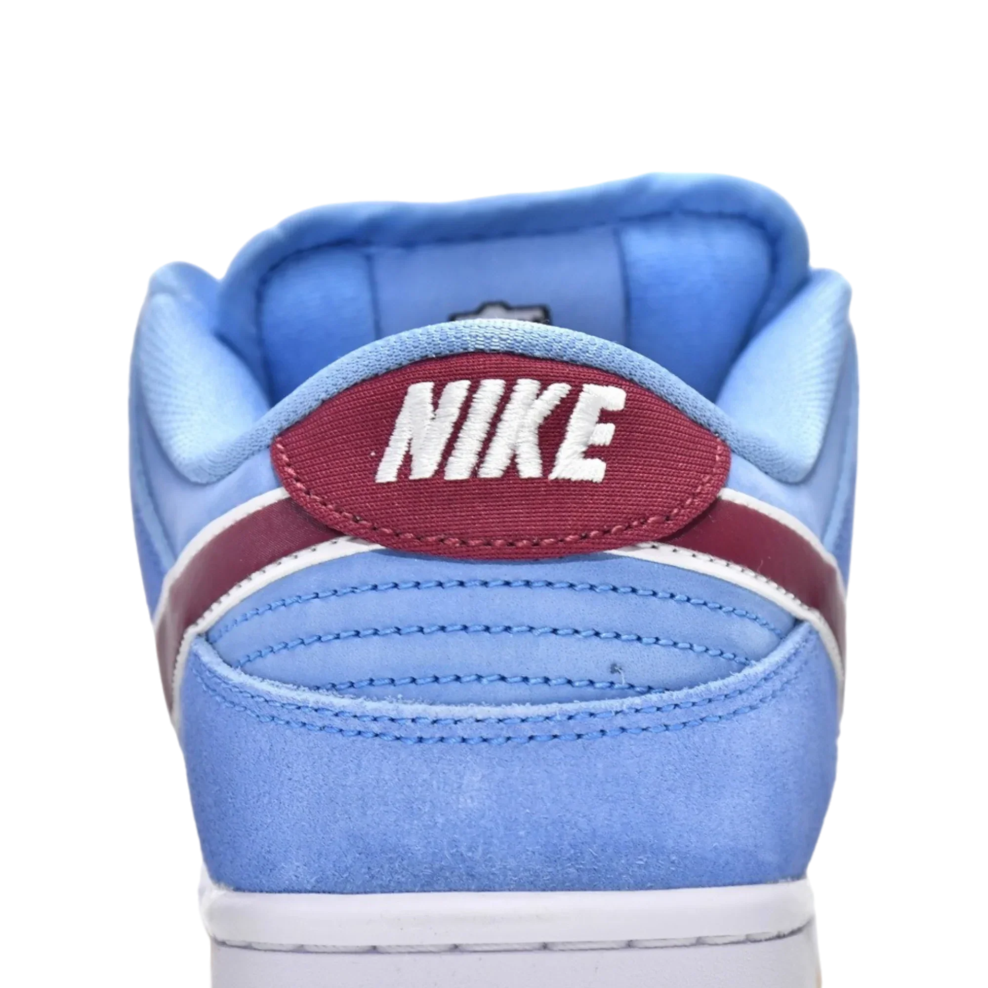 SB Dnk Low 'Philadelphia Phillies'
