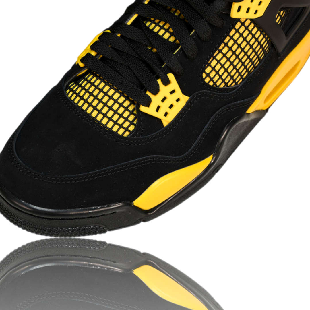 AJ4 Retro 'Thunder'