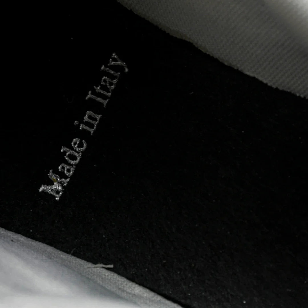 Dlor B22 'White Black'