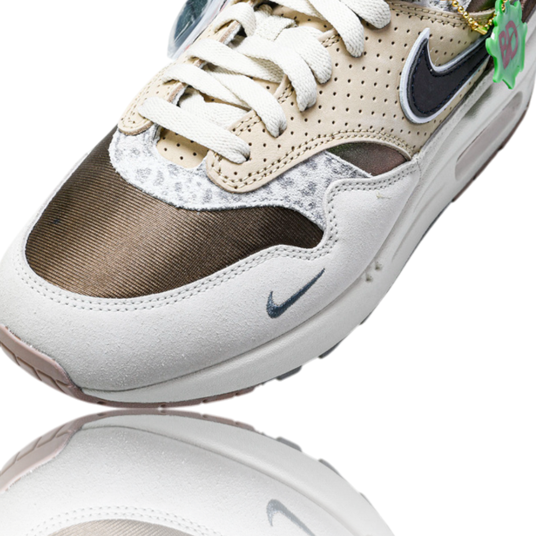 Division Street x AM1 '87 Premium 'University Of Oregon' PE