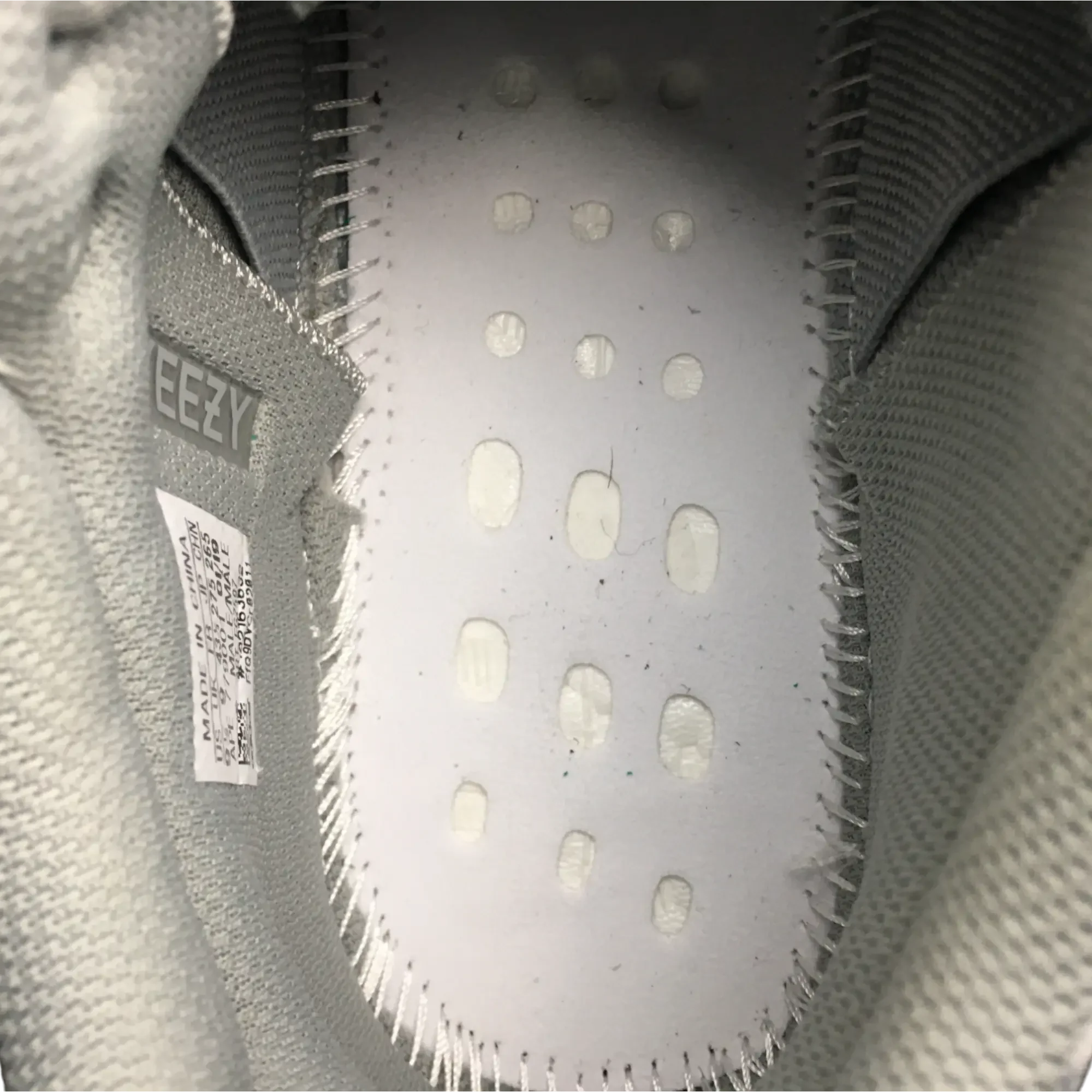 Yzy Boost 700 'Inertia'