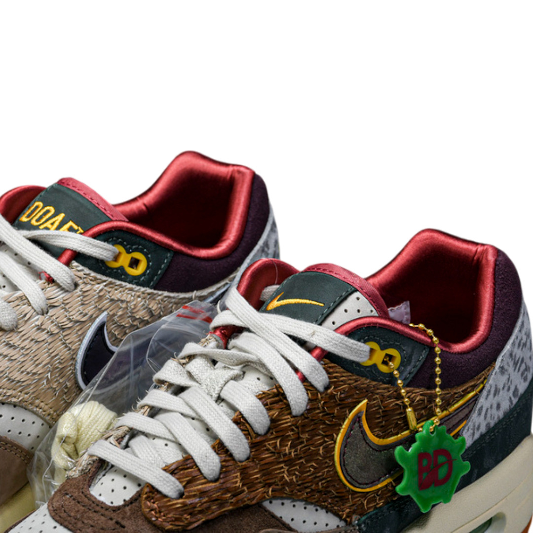 Division Street x AM1 '87 Luxe 'University Of Oregon' PE