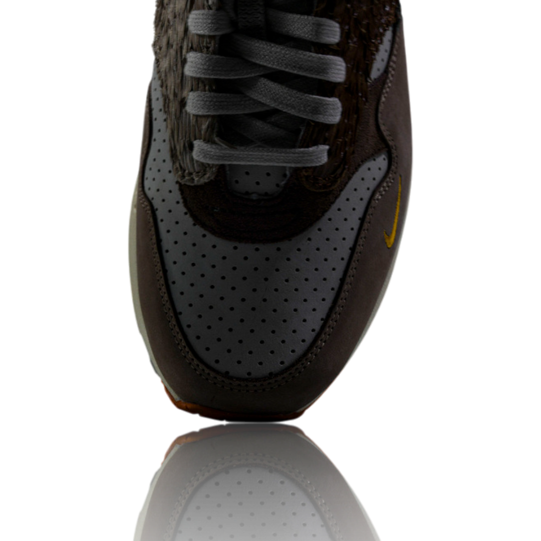 Division Street x AM1 '87 Luxe 'University Of Oregon' PE