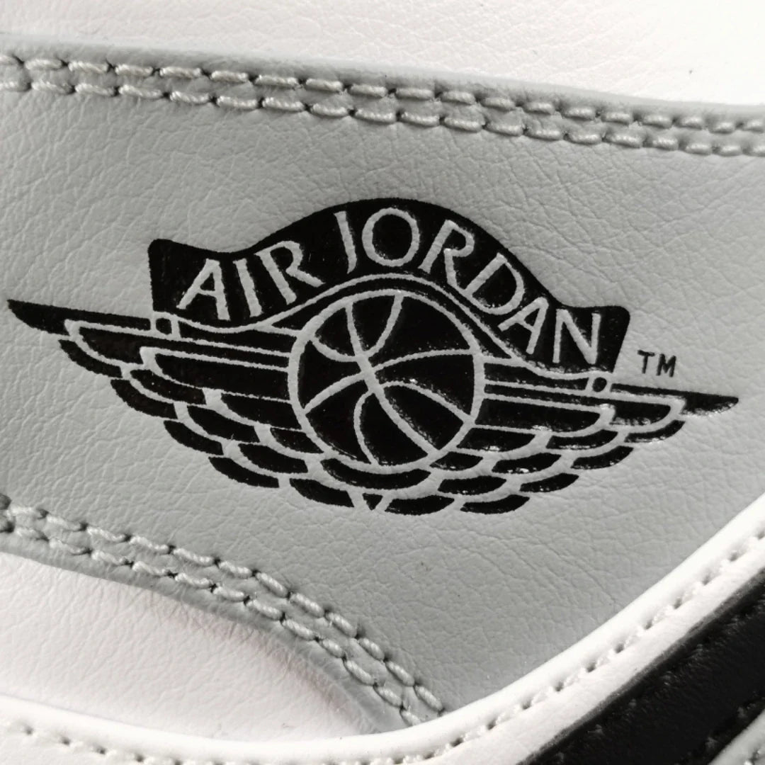 AJ1 Mid 'Smoke Grey'