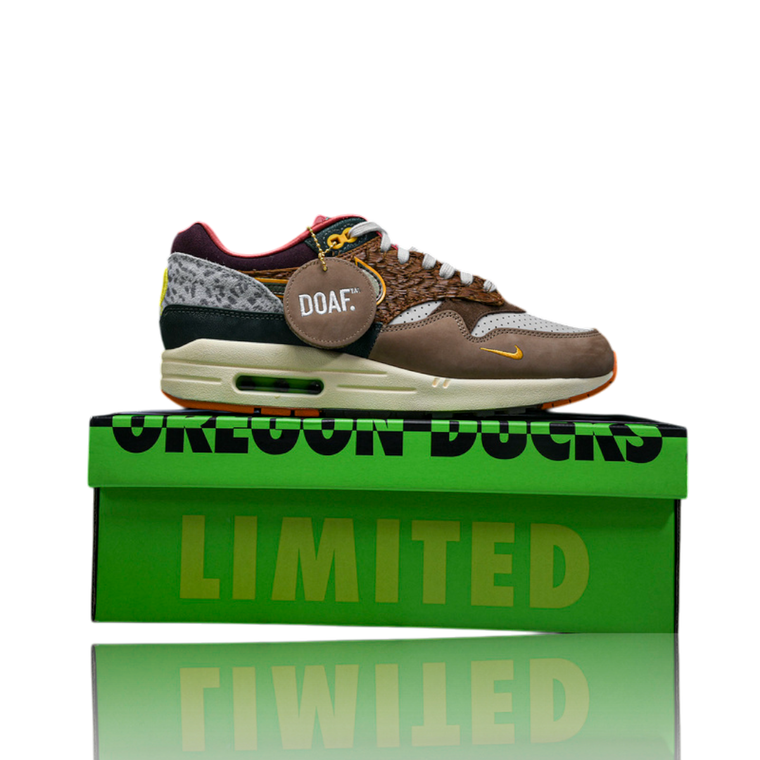 Division Street x AM1 '87 Luxe 'University Of Oregon' PE