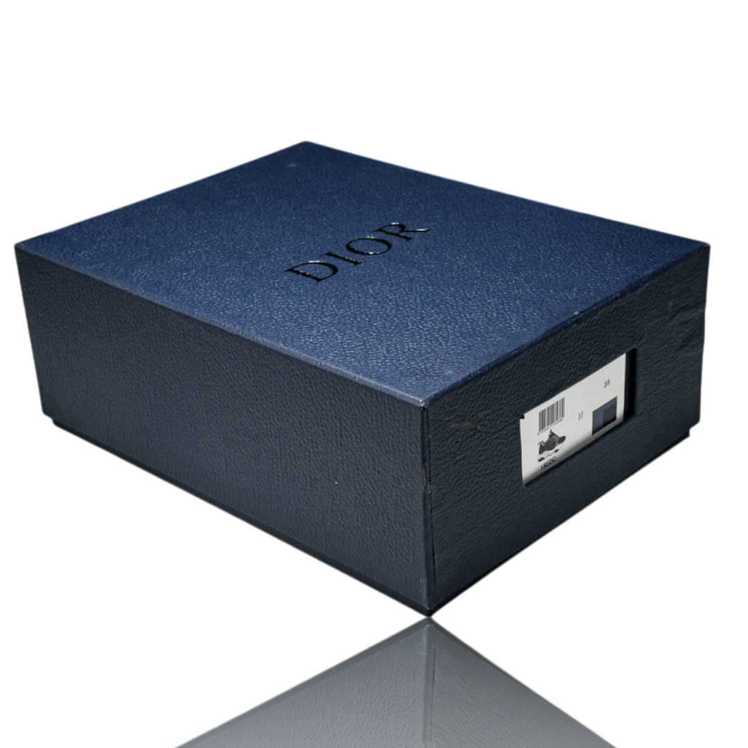 Dlor B22 'Triple Grey'