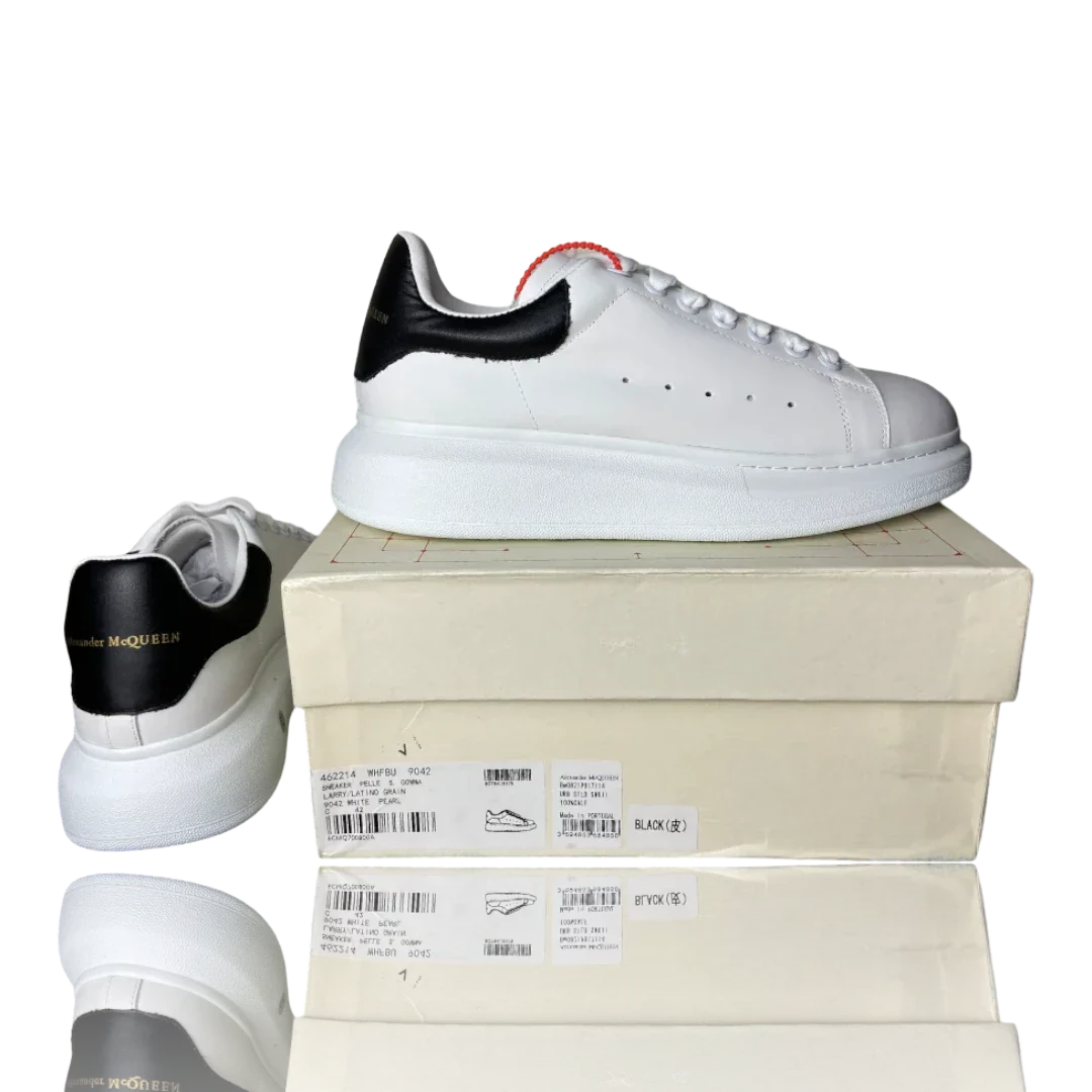McQueen Oversized 'White Black'