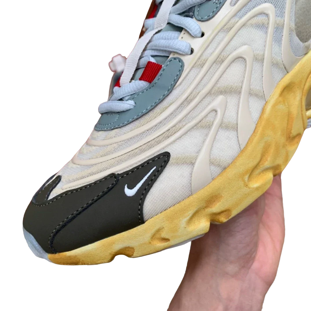 Travis Scott x AM 270