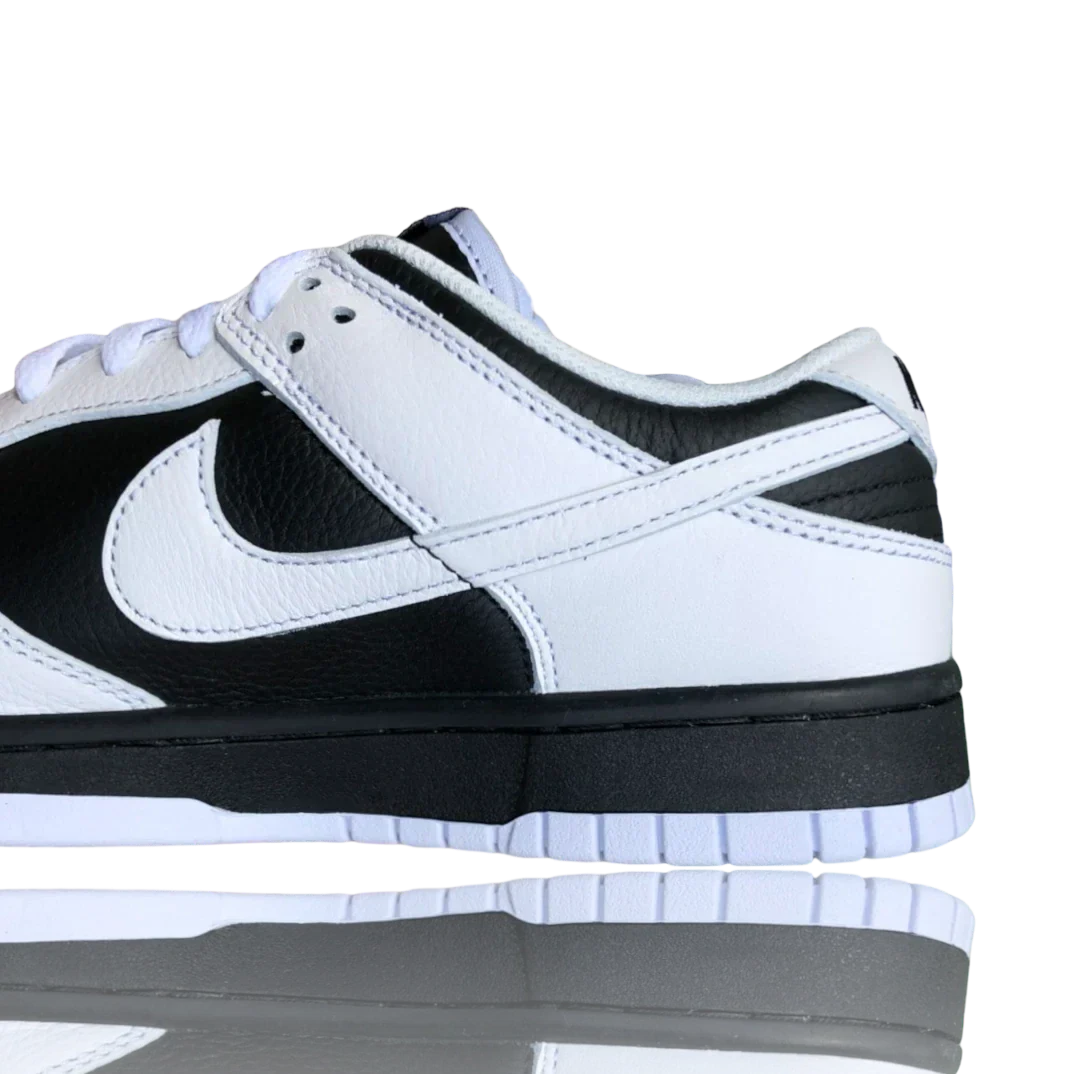 SB Dnk Low 'Reverse Panda'